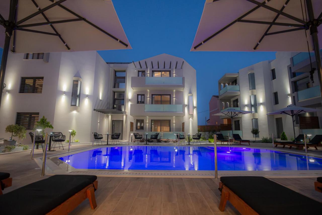 The Victoria Lefkada Aparthotel Bagian luar foto
