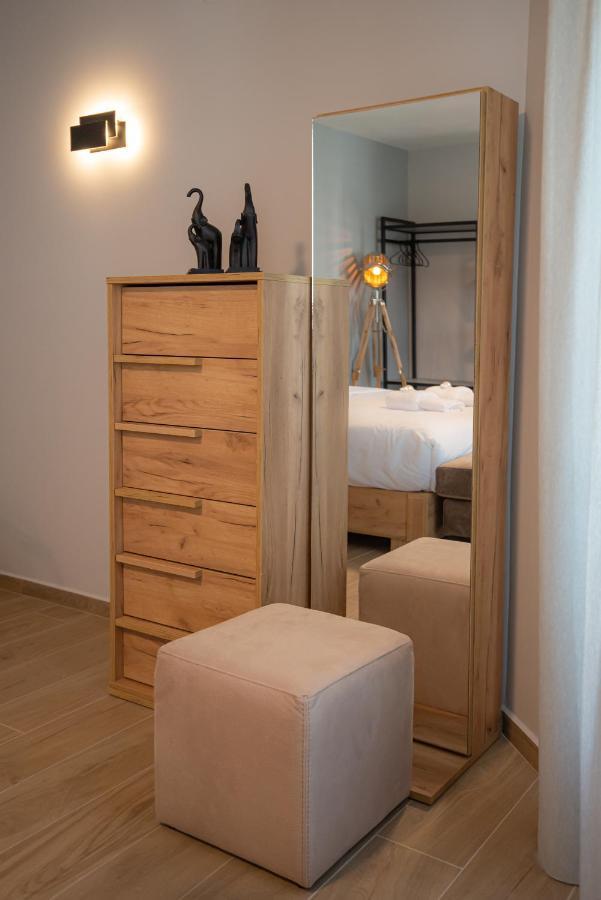 The Victoria Lefkada Aparthotel Bagian luar foto