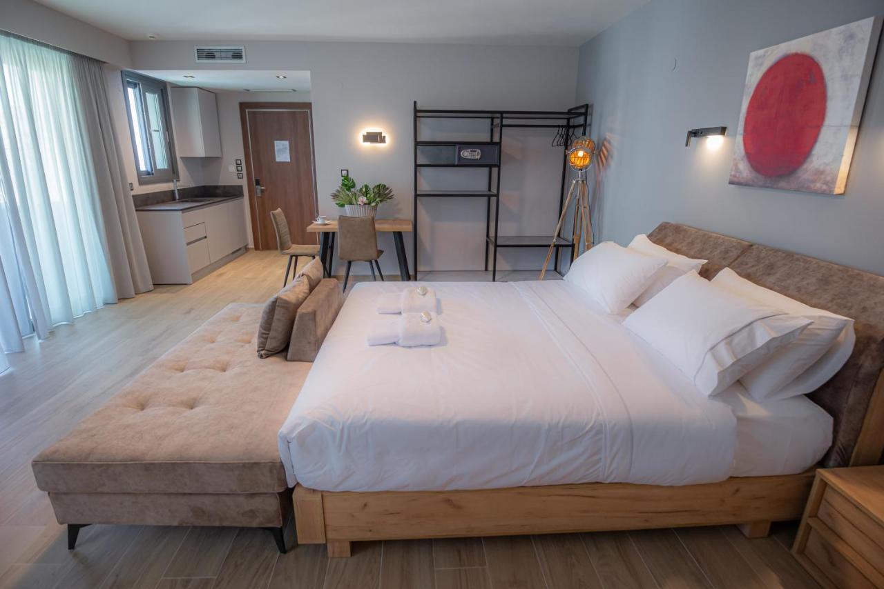 The Victoria Lefkada Aparthotel Bagian luar foto