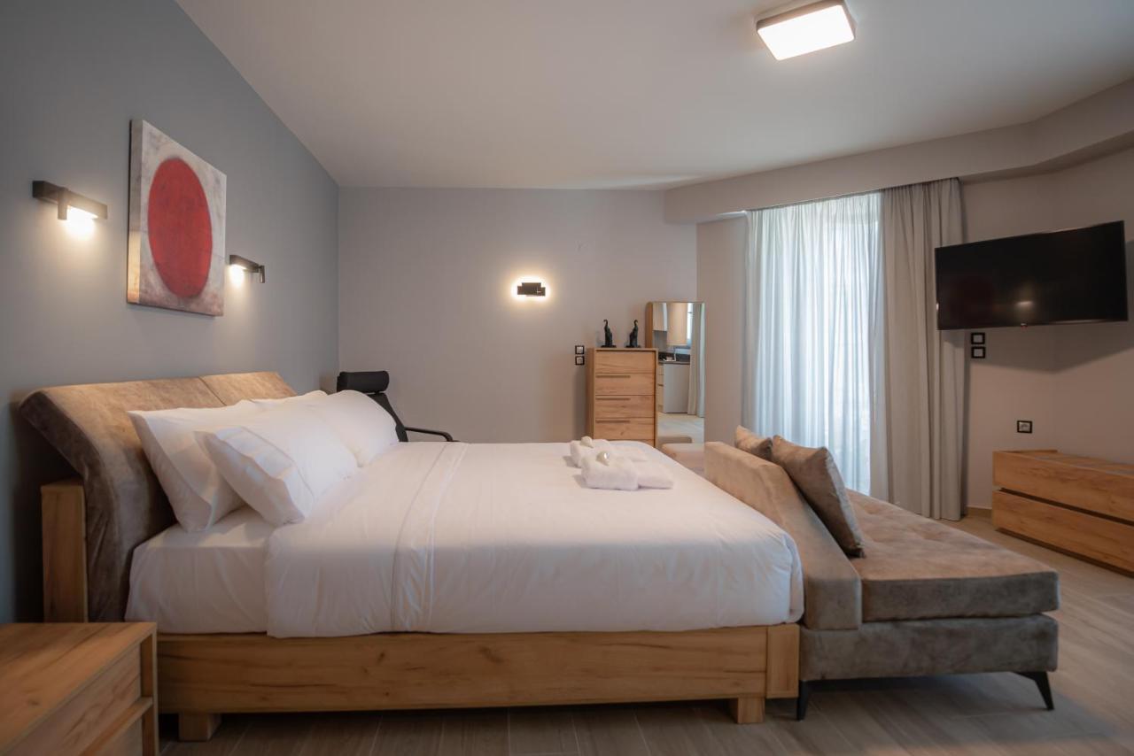 The Victoria Lefkada Aparthotel Bagian luar foto