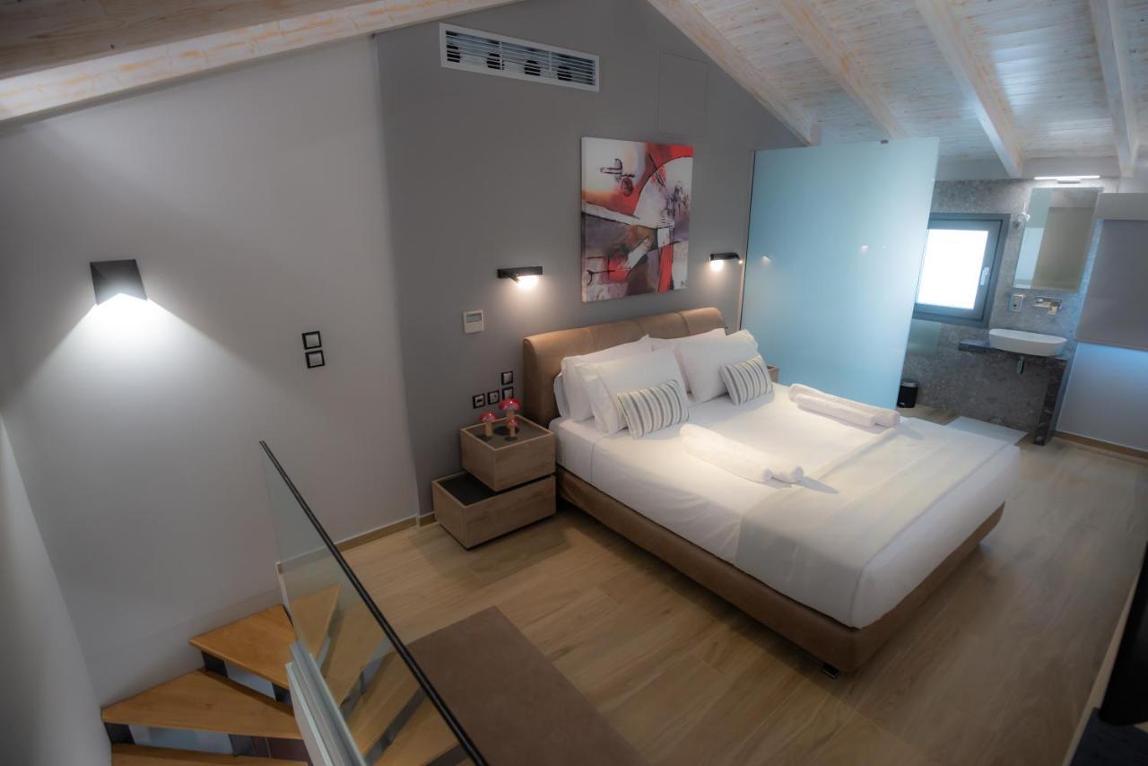The Victoria Lefkada Aparthotel Bagian luar foto