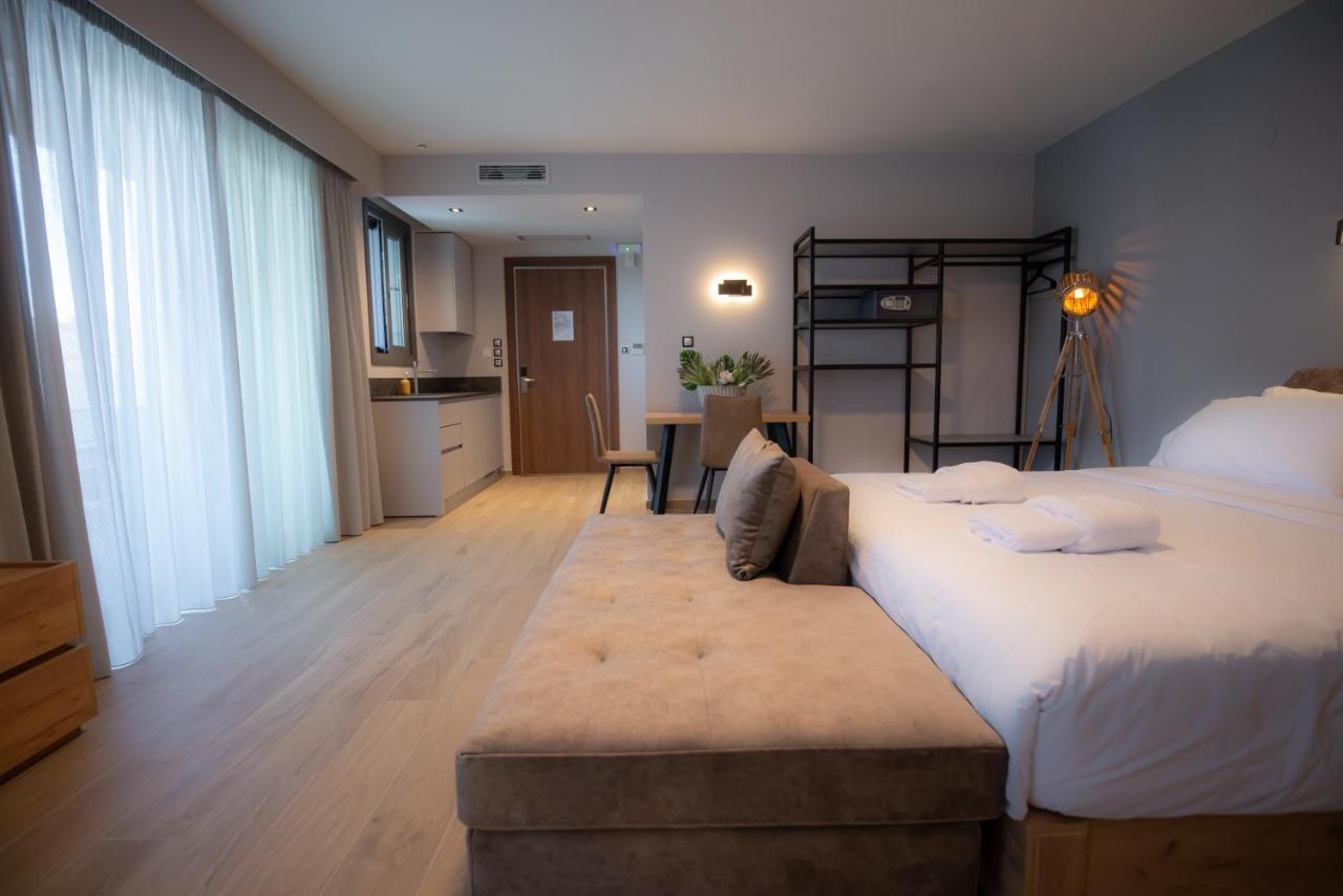 The Victoria Lefkada Aparthotel Bagian luar foto