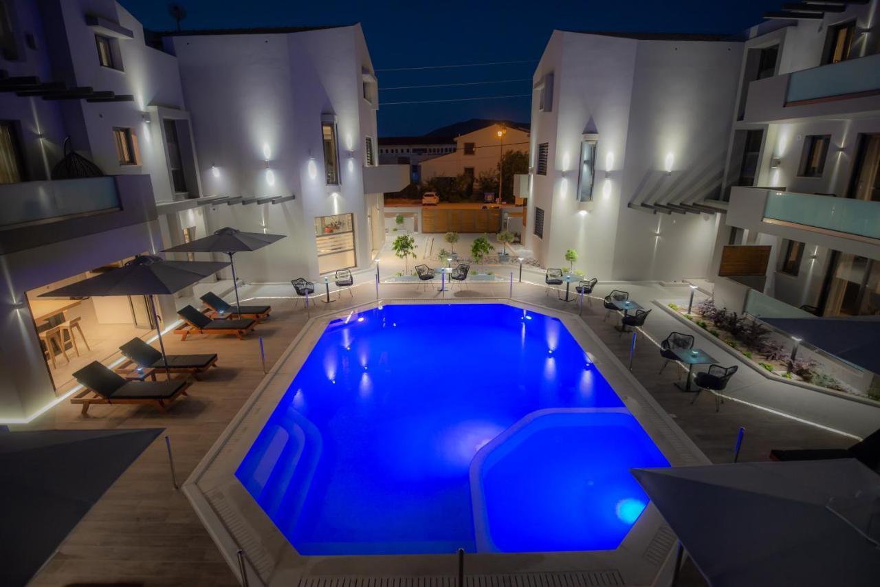 The Victoria Lefkada Aparthotel Bagian luar foto