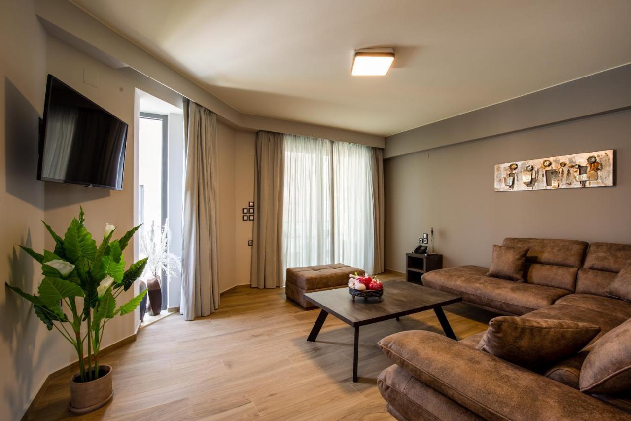 The Victoria Lefkada Aparthotel Bagian luar foto