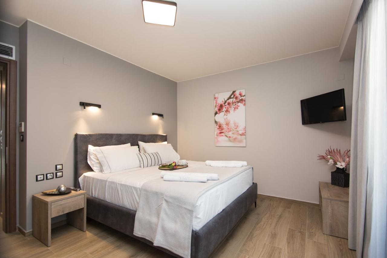 The Victoria Lefkada Aparthotel Bagian luar foto