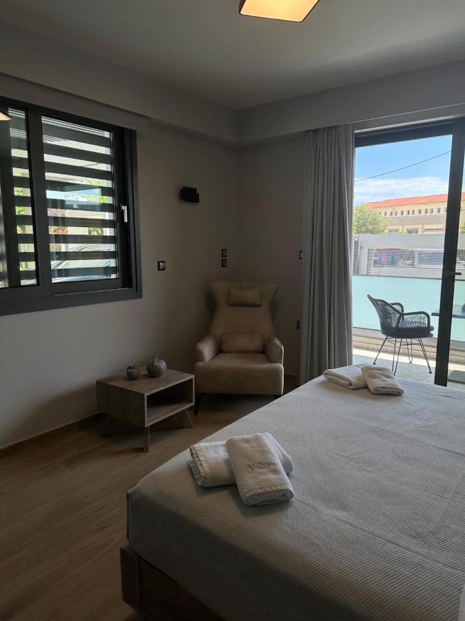 The Victoria Lefkada Aparthotel Bagian luar foto